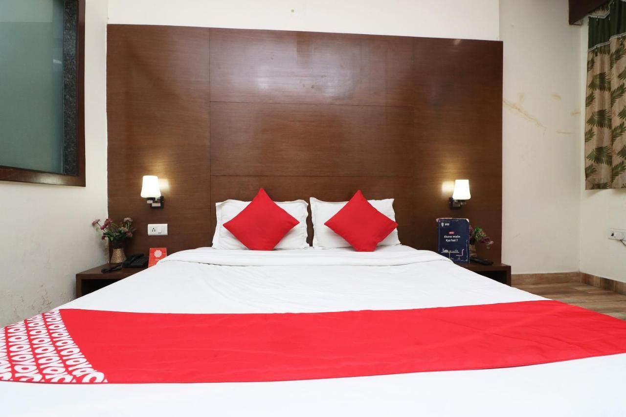 Oyo 18753 Hotel Glance Inn New Delhi Exterior foto