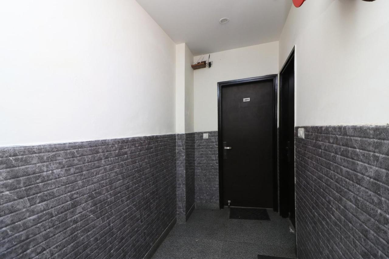 Oyo 18753 Hotel Glance Inn New Delhi Exterior foto
