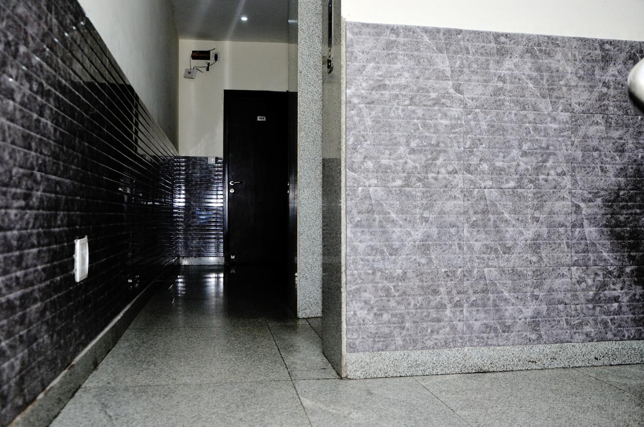 Oyo 18753 Hotel Glance Inn New Delhi Exterior foto